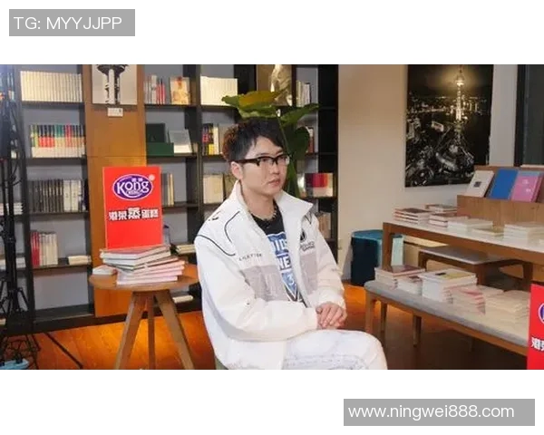 电竞新闻专访周丽揭秘英雄联盟成功背后的战略与创新之路